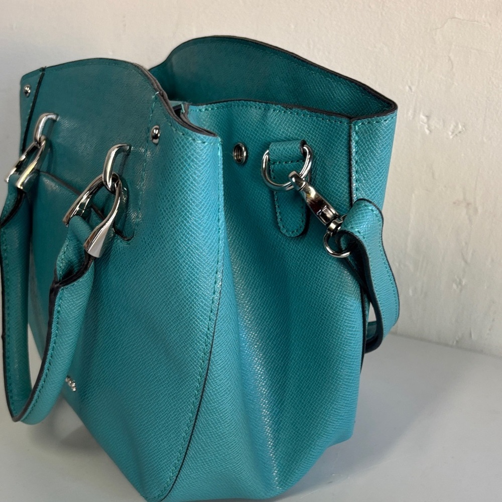 London Fog Turquoise Satchel - Picture 5 of 8
